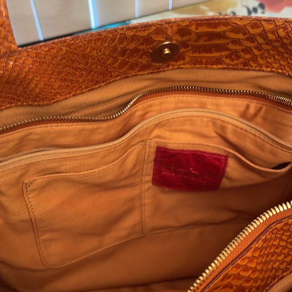 Hobo Bag - Picture 10 of 10
